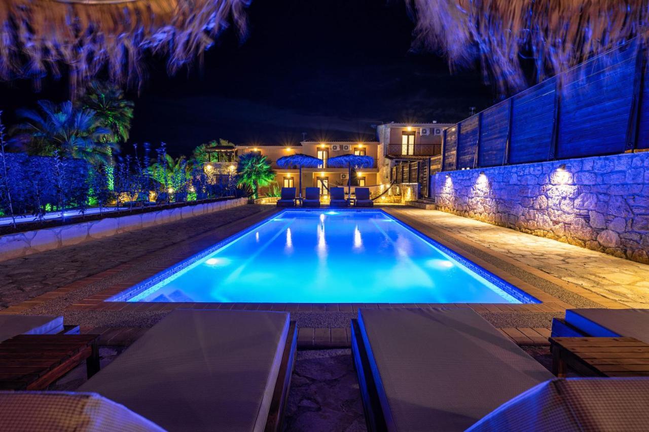 Palmrise Luxury Villas By Travel Pro Services - Nea Skioni Halkidiki المظهر الخارجي الصورة